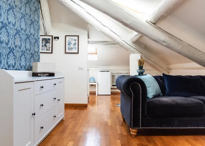 Apartment Youhosty - Piero Della Francesca 68