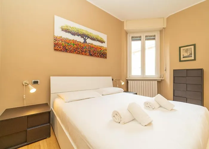 Three-room In The Heart Of