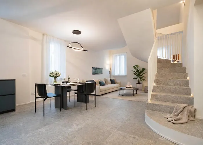 Nerogiardini - Lusso E Design A San Babila Lägenhet *