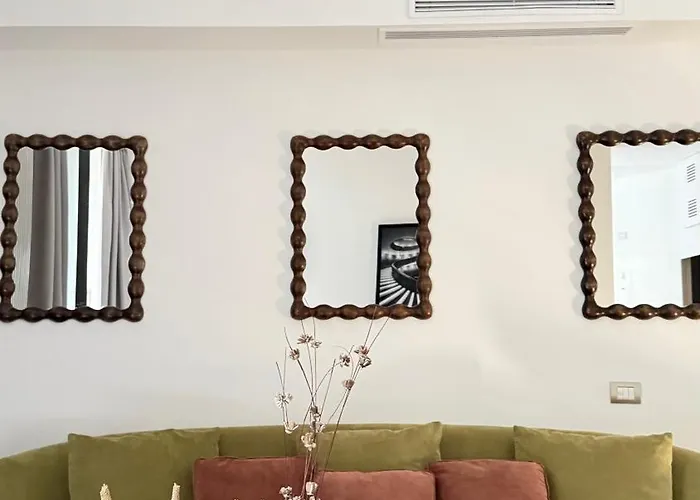 Apartamento Breraprivata, Con Giardino E Jacuzzi Ad Uso Esclusivo -