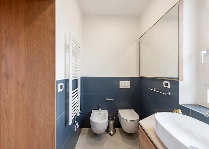 Skyline Penthouse - Terrazzo Panoramico & Metro 5min