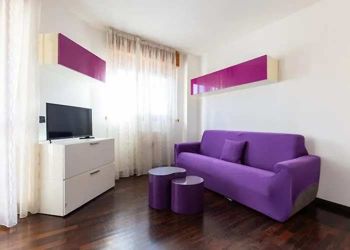 Apartment I-host Spacious 2br With 2 Baths & Balcony Milan