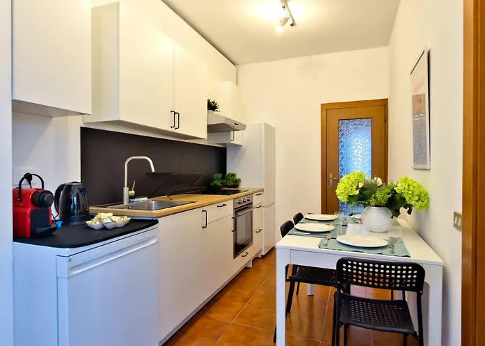 Appartement Homeby - Il Terzetto Milaan