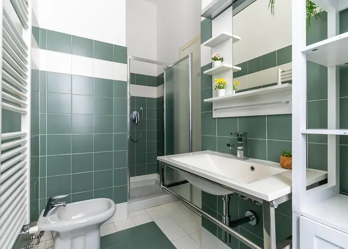 Lejlighed Duomo 15 Min Walk - Historic Center, 4 Bedrooms And 2 Terrace