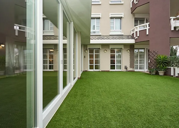 Апартаменты Absolute Luxury Home, 15 Minutes Walk San Siro *