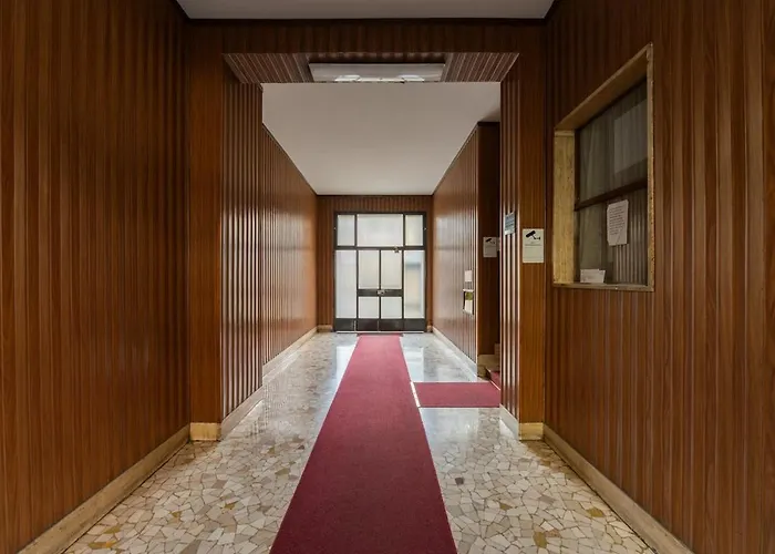 Skyline Penthouse - Terrazzo Panoramico & Metro 5min