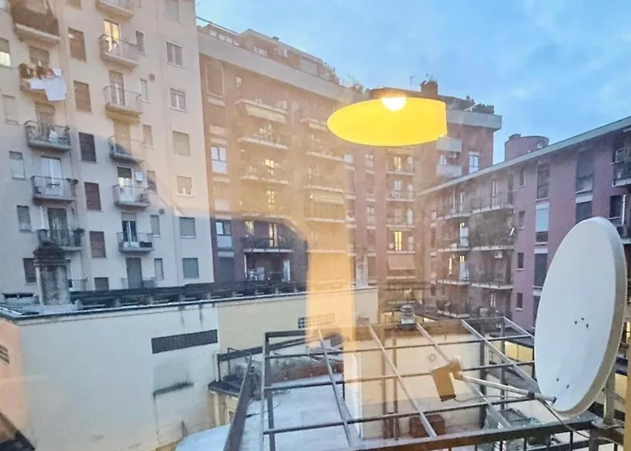 Navigli Comfort Metro Romolo Iulm & Unipol Forum Milán