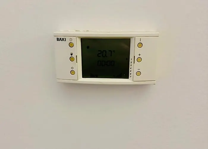 Navigli Comfort Metro Romolo Iulm & Unipol Forum *