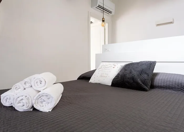 Apartmán Navigli - Via Mortara 4 *