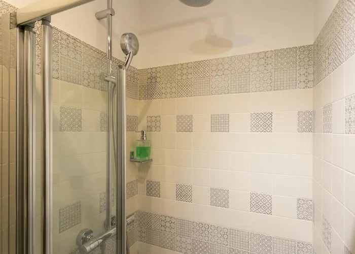 Navigli - Via Vigevano *