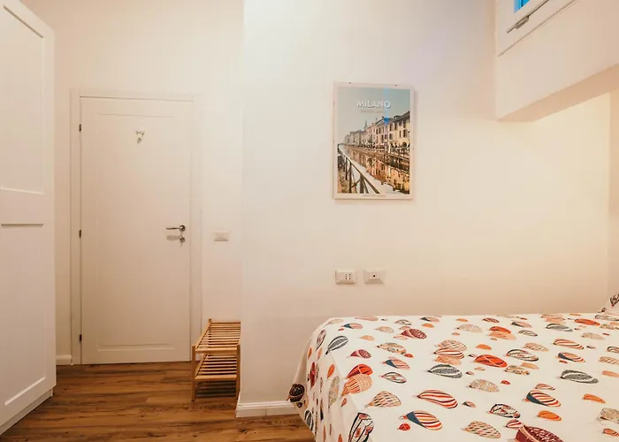 Casa De Amicis - Lakeside L&b Mediolan