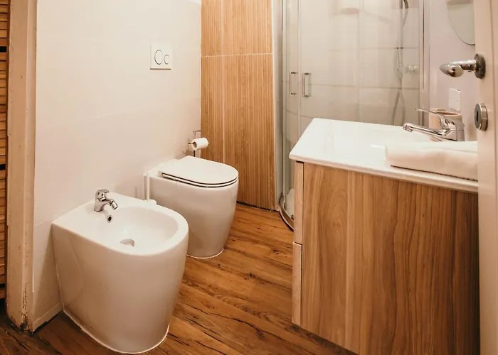 Casa De Amicis - Lakeside L&b