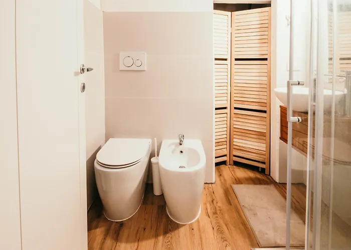 Pensjonat Casa De Amicis - Lakeside L&b 3*