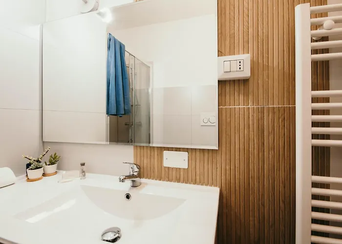 Casa De Amicis - Lakeside L&b Mediolan