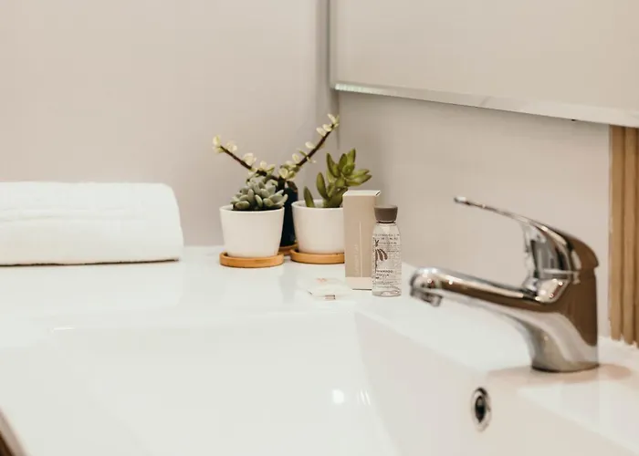 Casa De Amicis - Lakeside L&b