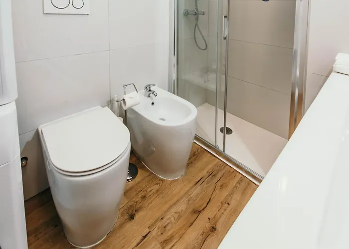 Casa De Amicis - Lakeside L&b Pensjonat Mediolan