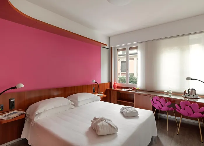 메디올라눔 호텔