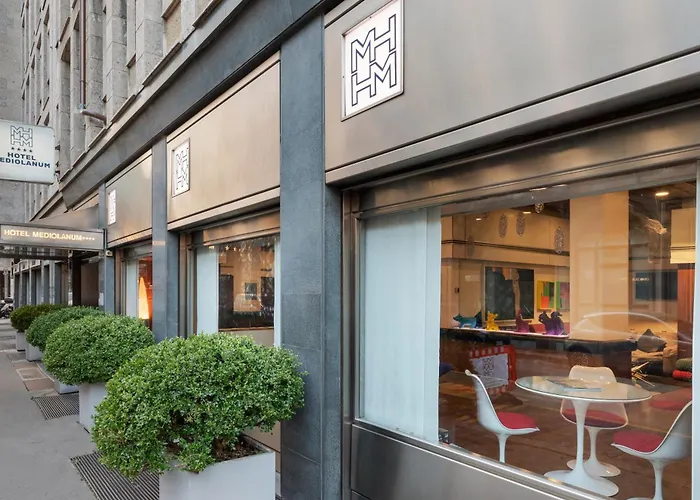 호텔 메디올라눔 4*