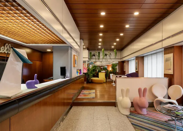 호텔 메디올라눔 4*