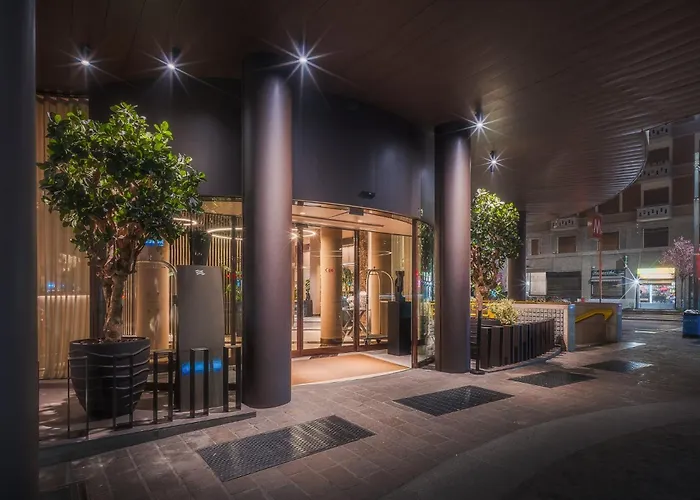 Hotel Crowne Plaza By Ihg 4*