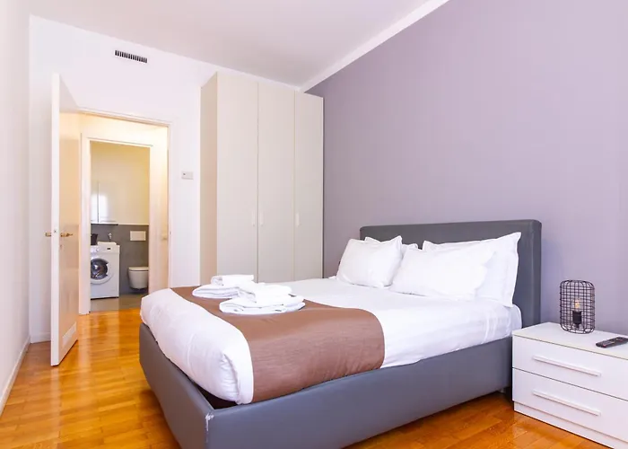 Royal - Centro Cadorna Daire Milano