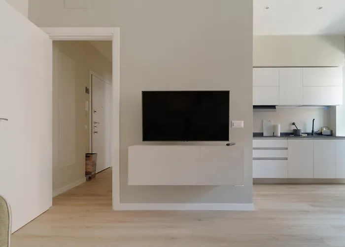 Guesthost - Darsena & Navigli Cosy Flat * Милан