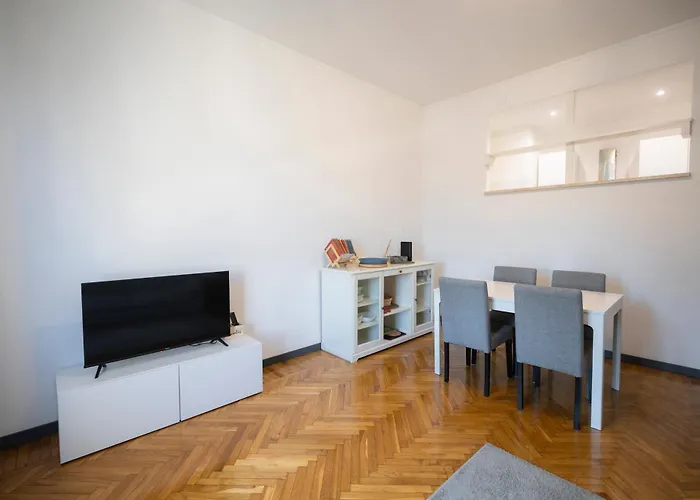 Bilocale Di Design A 100m Dalla Stazione Appartement Milaan
