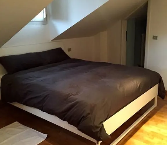 V12 Design Apartament *