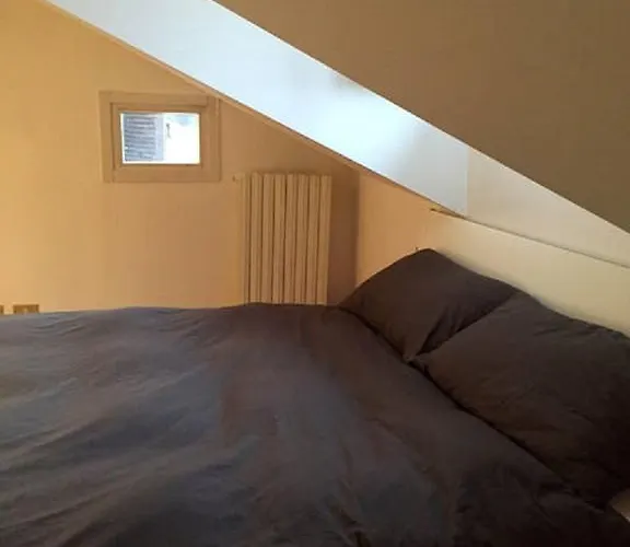 V12 Design * Mediolan