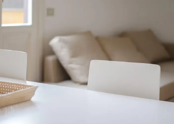 V12 Design Apartament *