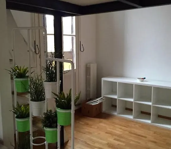 V12 Design Apartament Mediolan