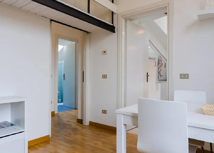 V12 Design Apartament