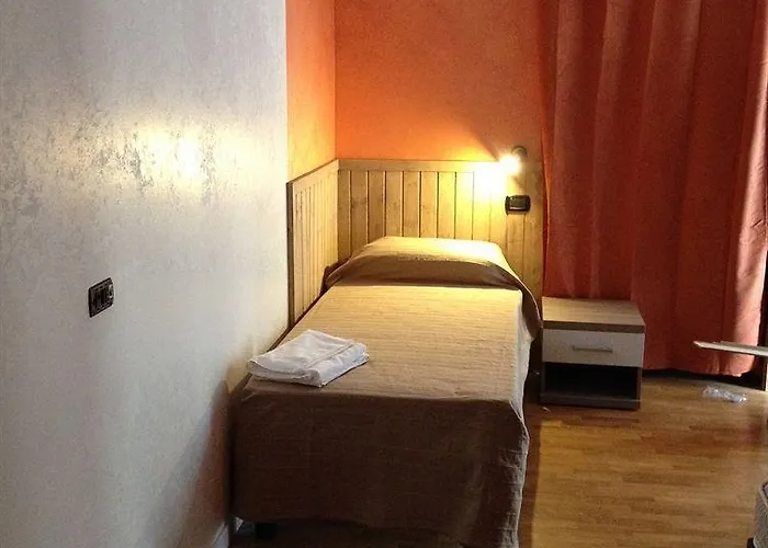 26 Hotel Milán