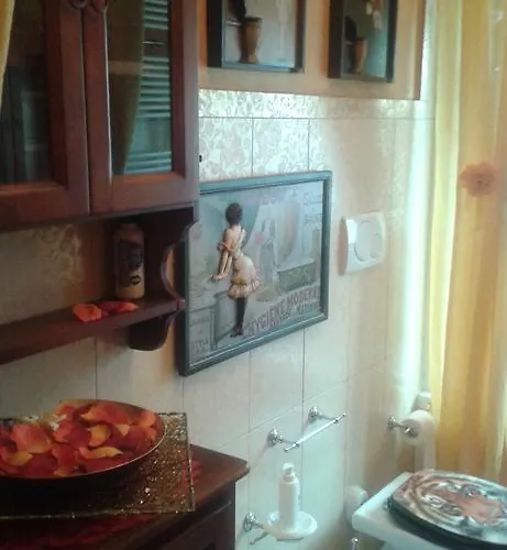 Romantic & Artistic * Milaan