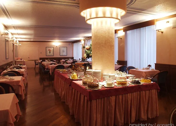 Ξενοδοχείο Crivi's