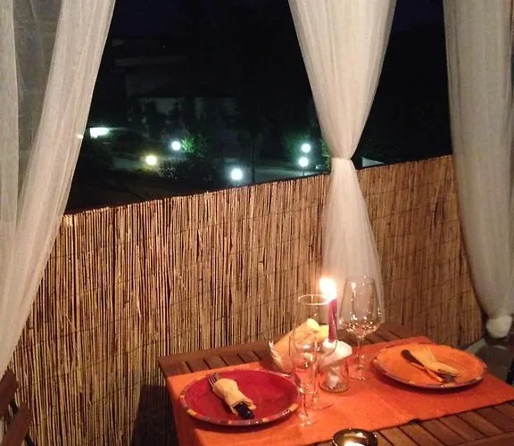 Lovely Terrace Apartment Mailand