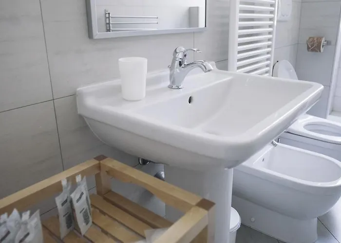 Italianway Easy - Corso Sempione 96 *