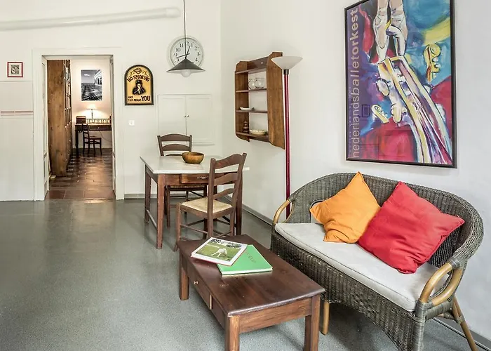 아파트 Typical Milanese Flat *