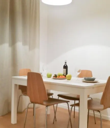 Center White Apartamento *