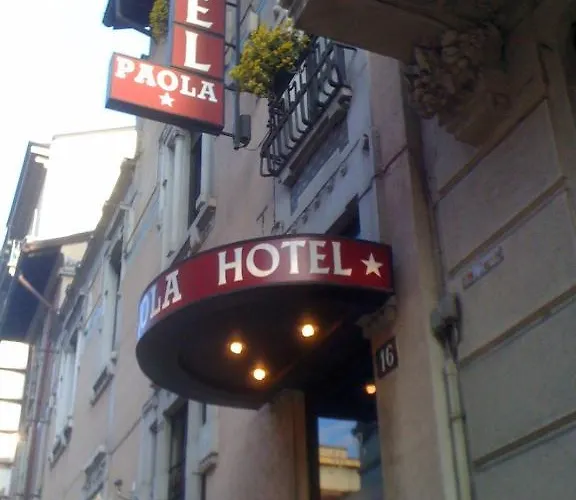 Hotel Paola *