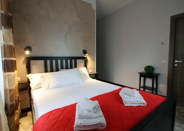 Milanorooms Bacone Self Check-in 4* Milaan