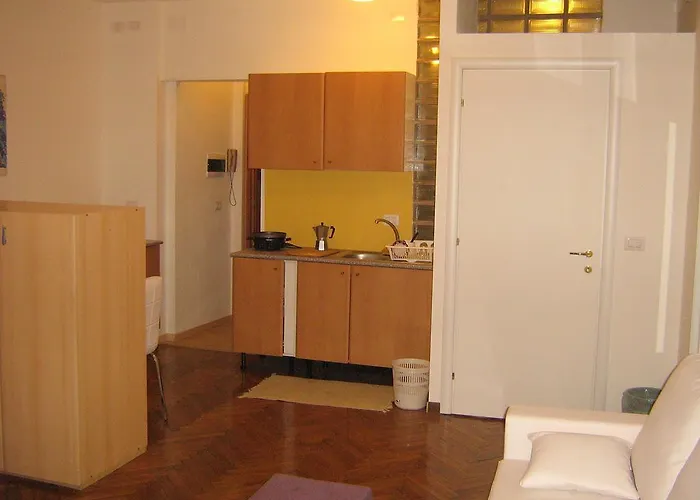 Flat In 1 * ميلان