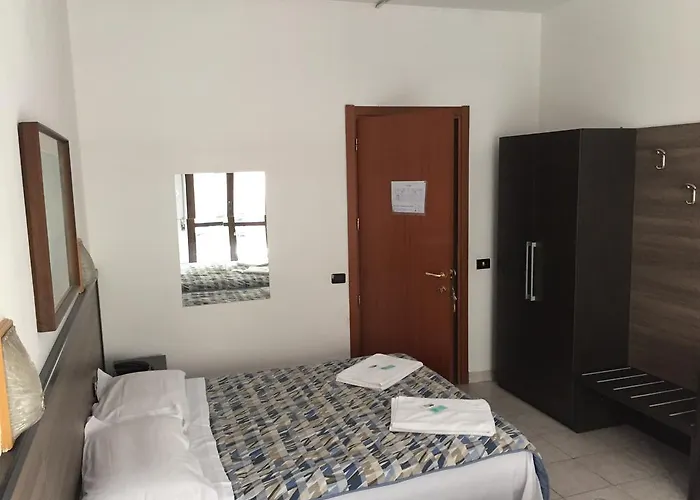 酒店 Milano Station Hotel *