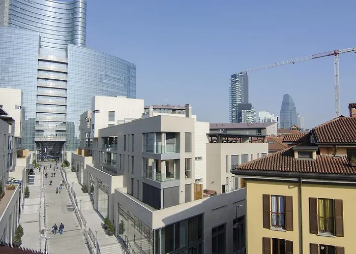 Porta Garibaldi *
