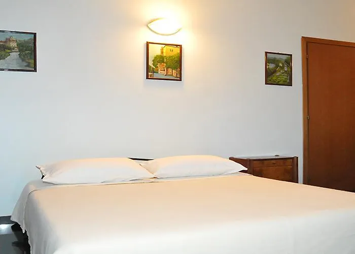 Le Di Raffaele בית הארחה מילאנו