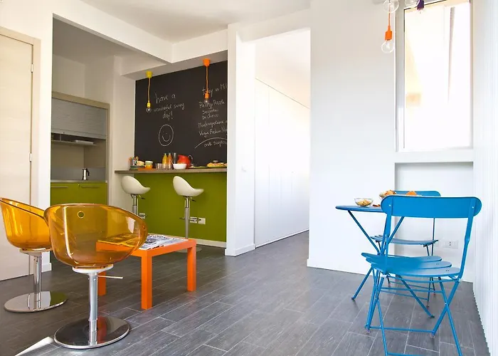 Hello Nocleg ze śniadaniem 2*