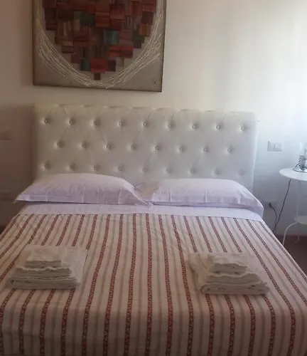 루시 아 산 시로 3*