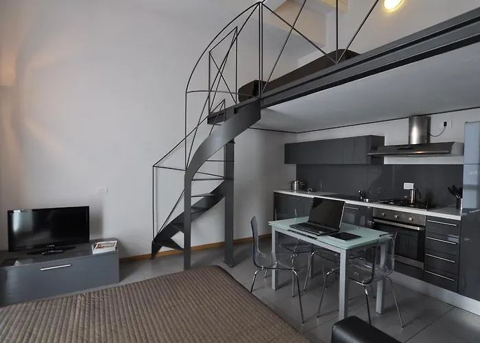 Easy - And Navigli Lägenhetshotell