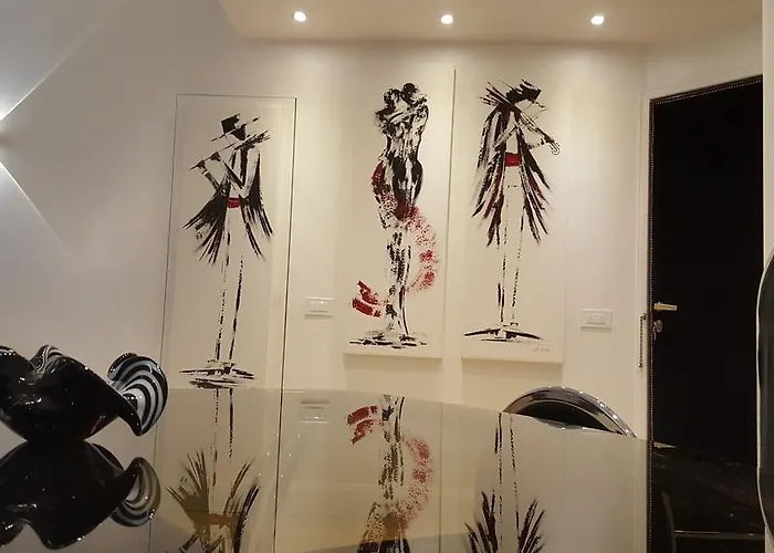 Bnbutler - Broletto 39 - A Few Steps To The Duomo And La Scala Μιλάνο