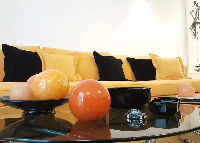 Διαμέρισμα Bnbutler - Broletto 39 - A Few Steps To The Duomo And La Scala *